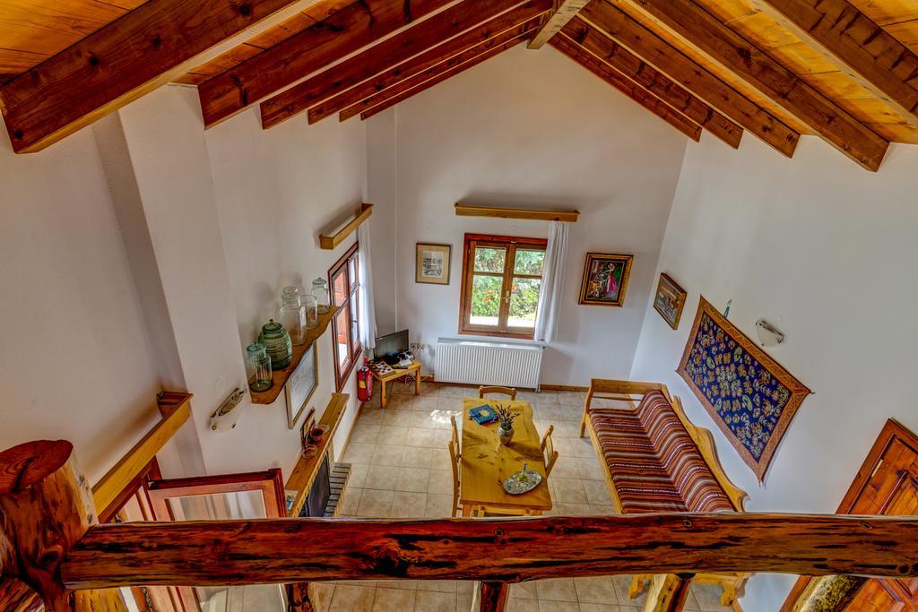 Landhaus Manoli's House Douliana